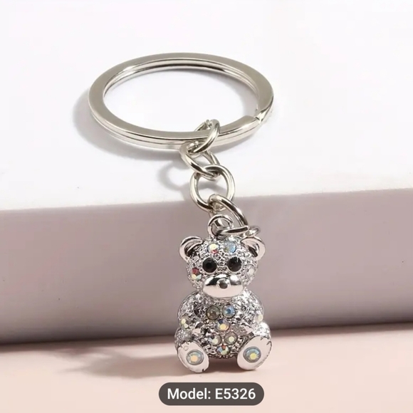 NWT Silver Rhinestone teddy bear 🧸 keychain. - Picture 1 of 3